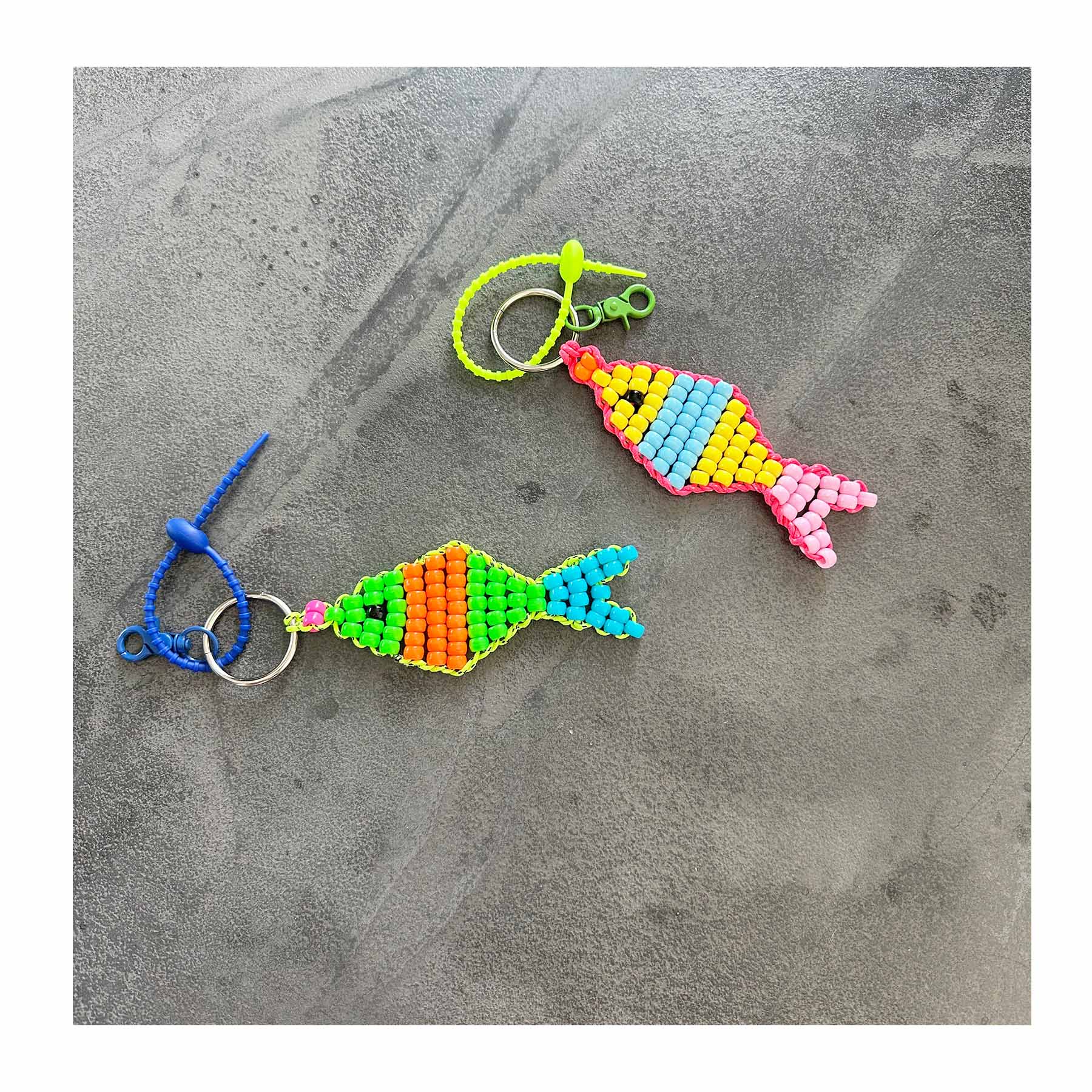 Perlen Fisch Anhänger Neon - KNOCKNOK Fashion