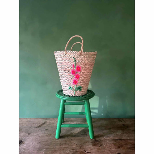 Strohkorb mit aufgestickter Malven Ranke - KNOCKNOK Fashion