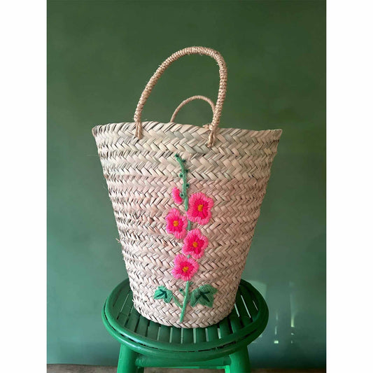 Strohkorb mit aufgestickter Malven Ranke - KNOCKNOK Fashion