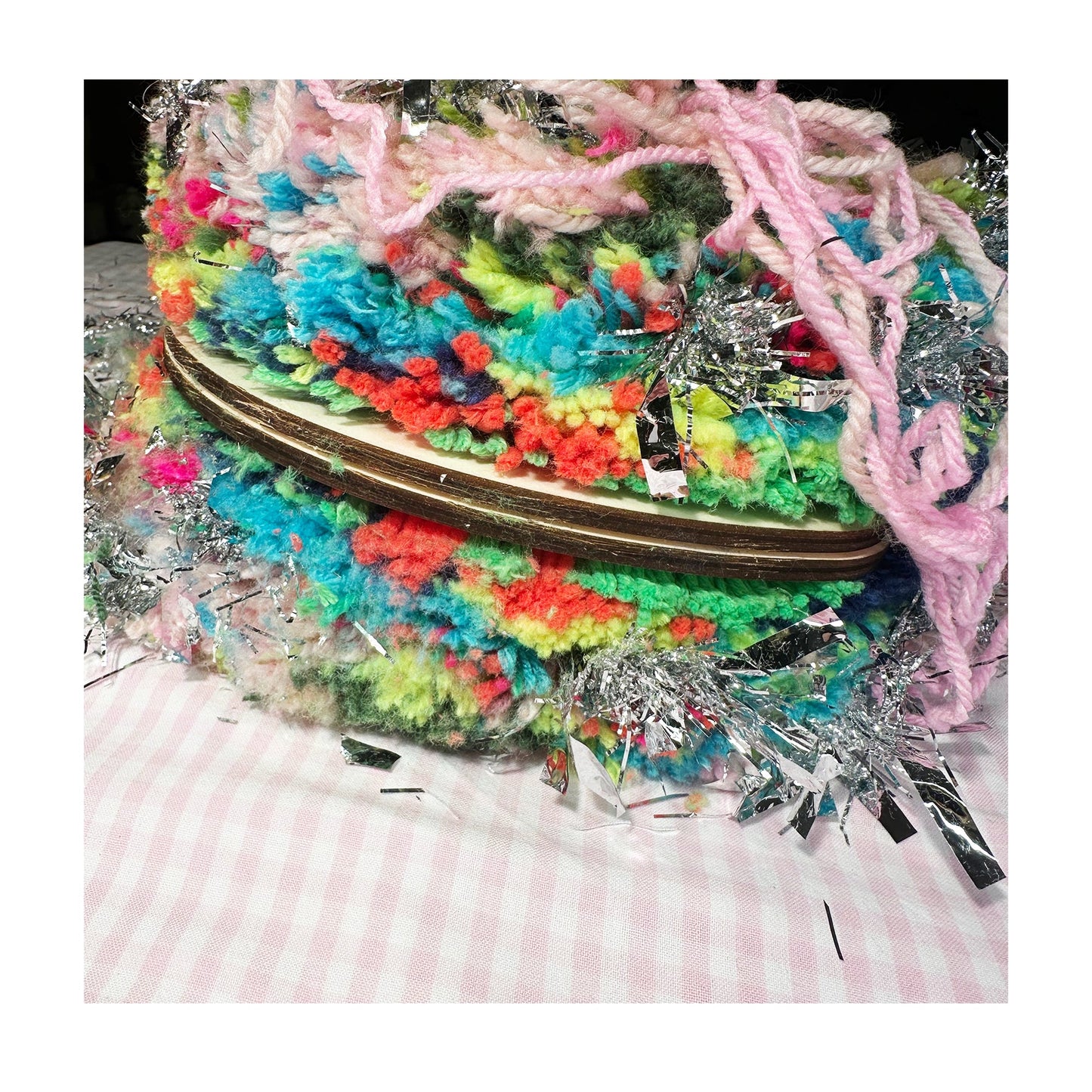 Extra grosser Pom Pom - KNOCKNOK Fashion