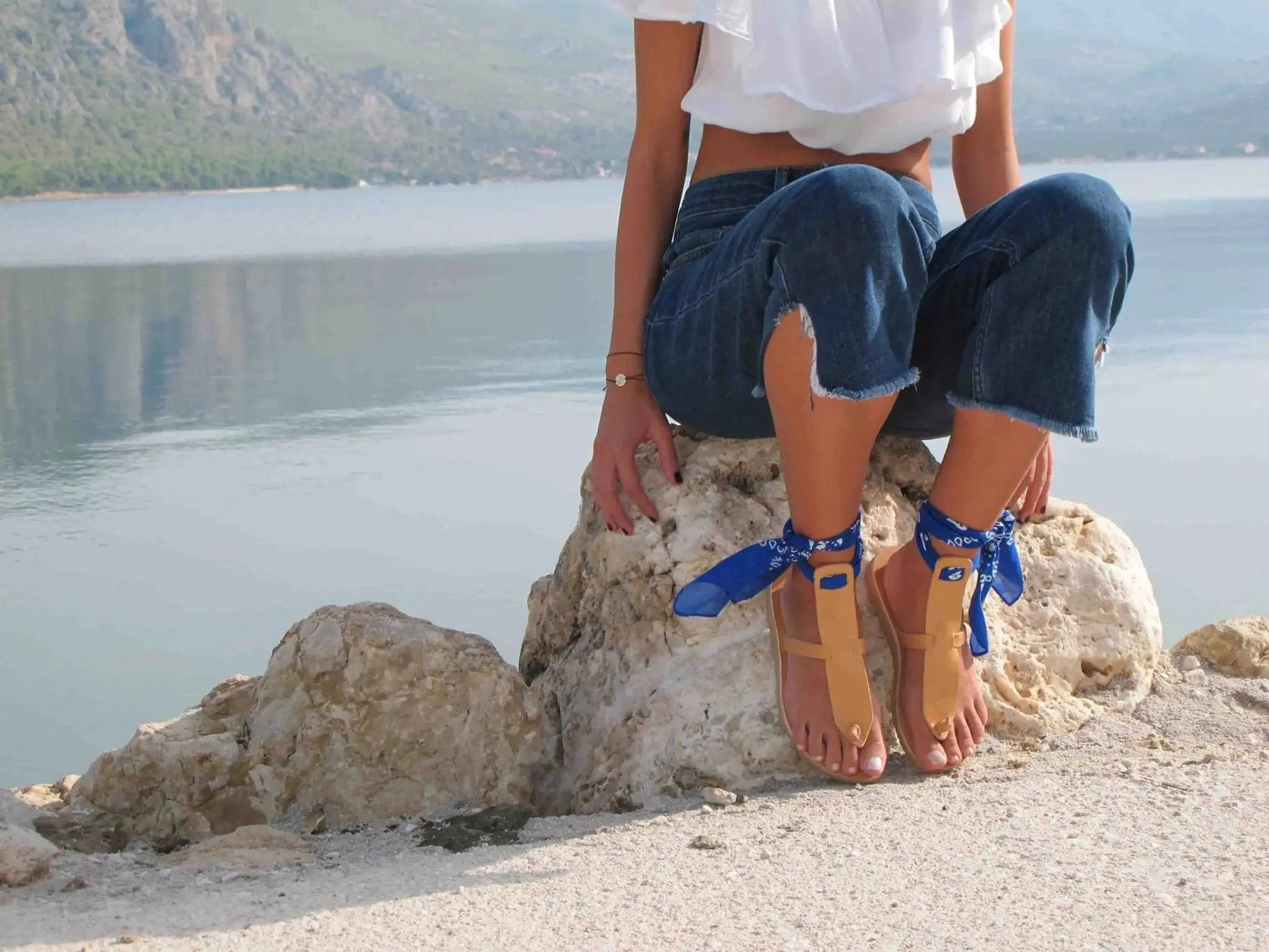 Greek Chic Handmades Leder Sandalen mit Bandana Tüchern Greek Chic Handmades
