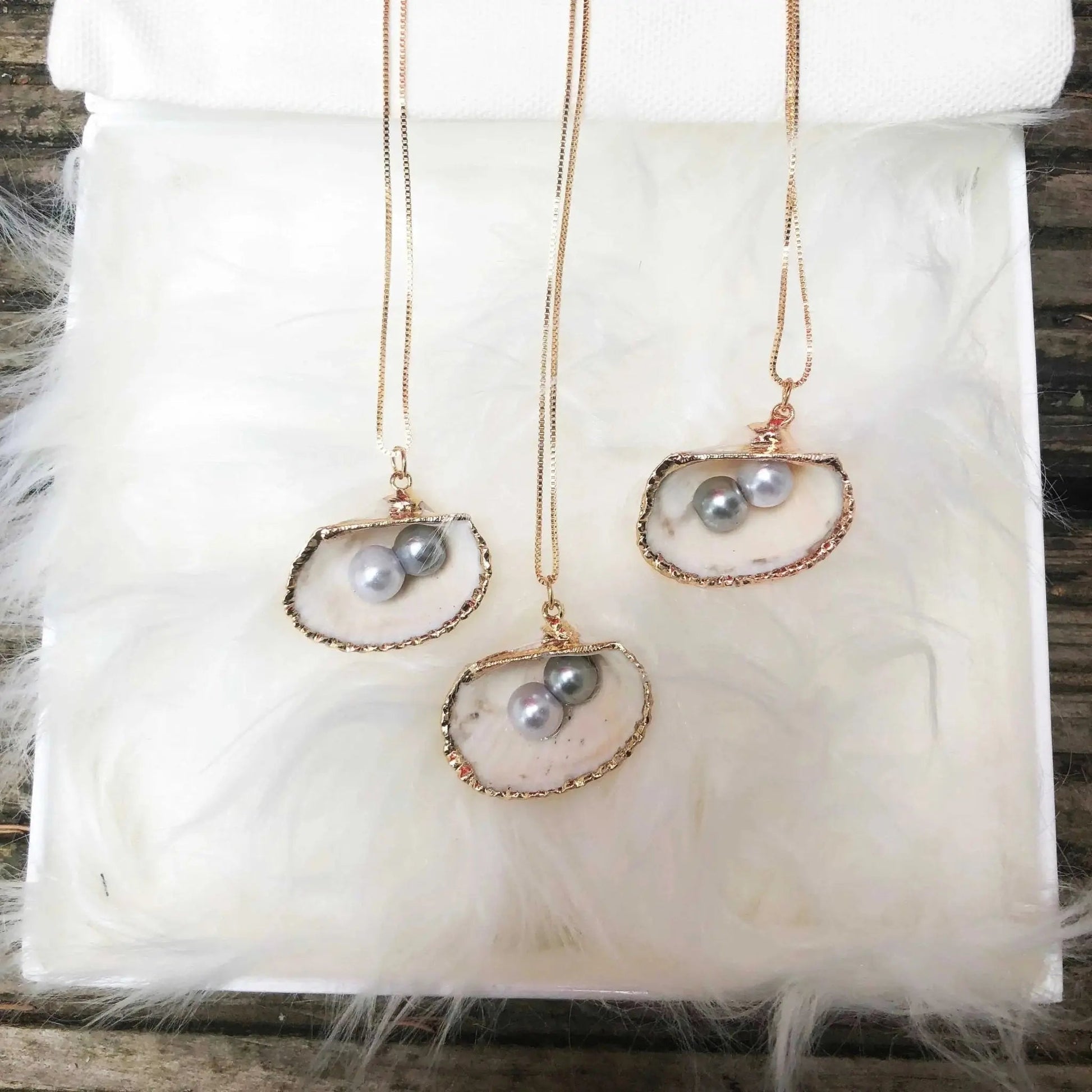 Muschelkette mit Perlen Knocknok