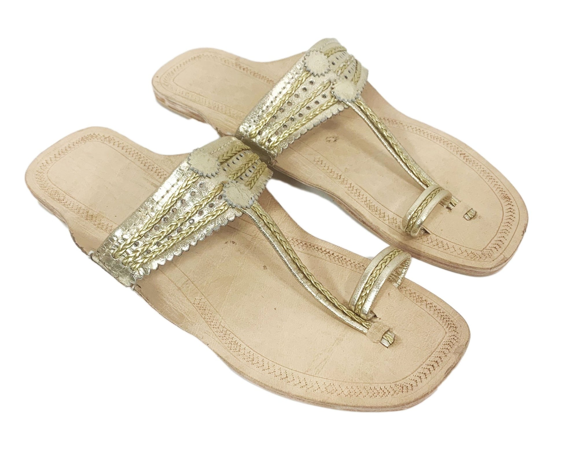 Goldene Sandalen Kolhapuri - KNOCKNOK Fashion