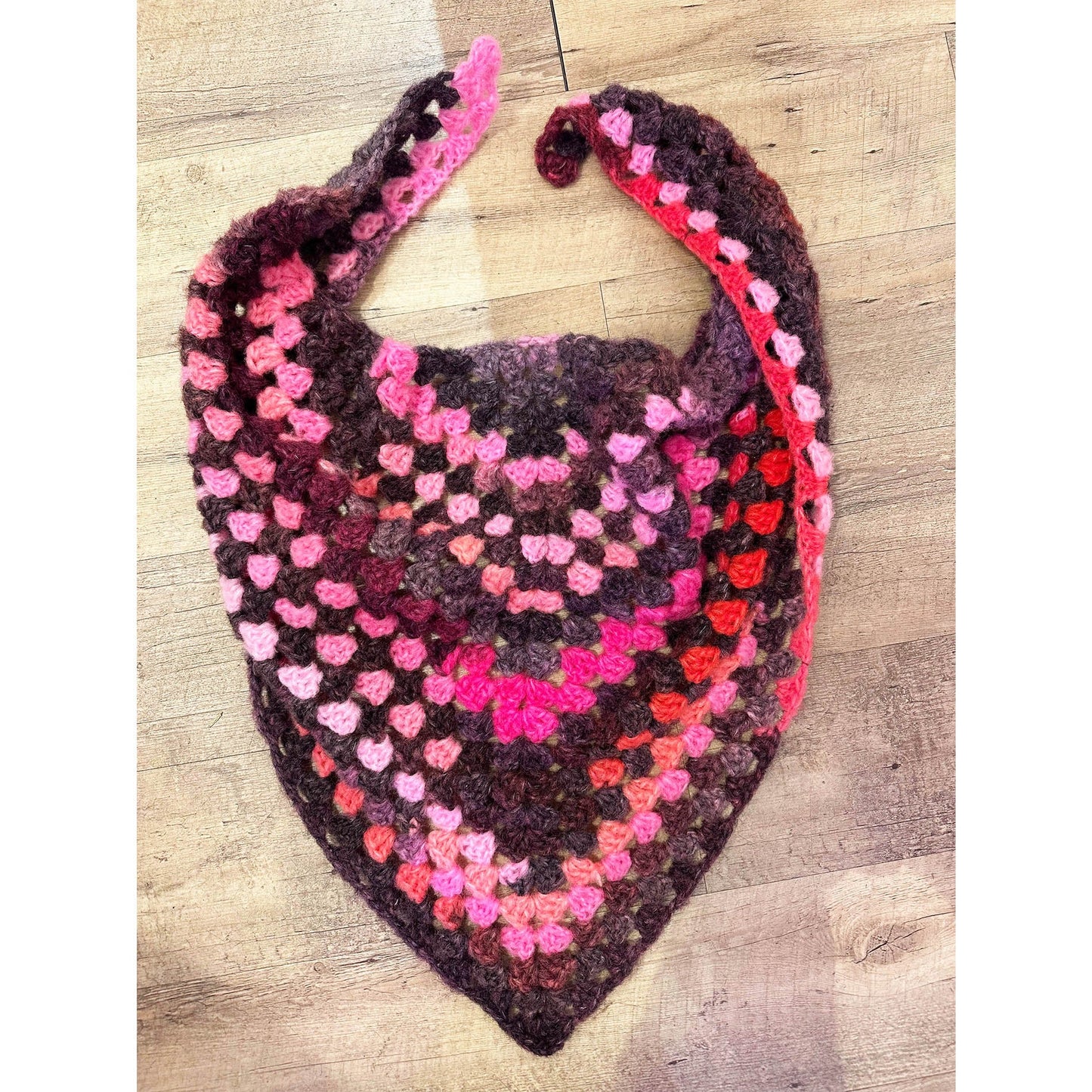 Granny Square Dreieckstuch - KNOCKNOK Fashion