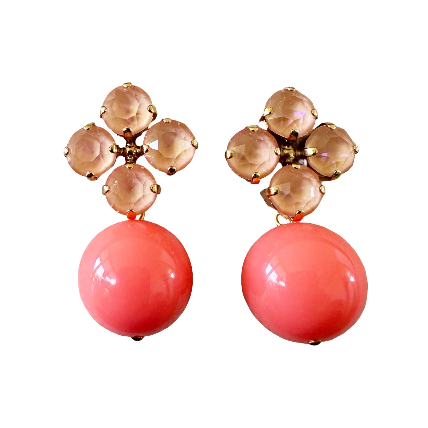 Rio Berlin Ohrringe – Strassblume & Acrylperle in Mandarine - KNOCKNOK Fashion